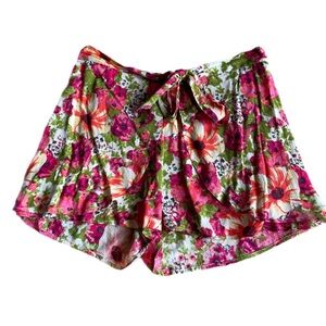 FOREVER 21 Floral shorts size large